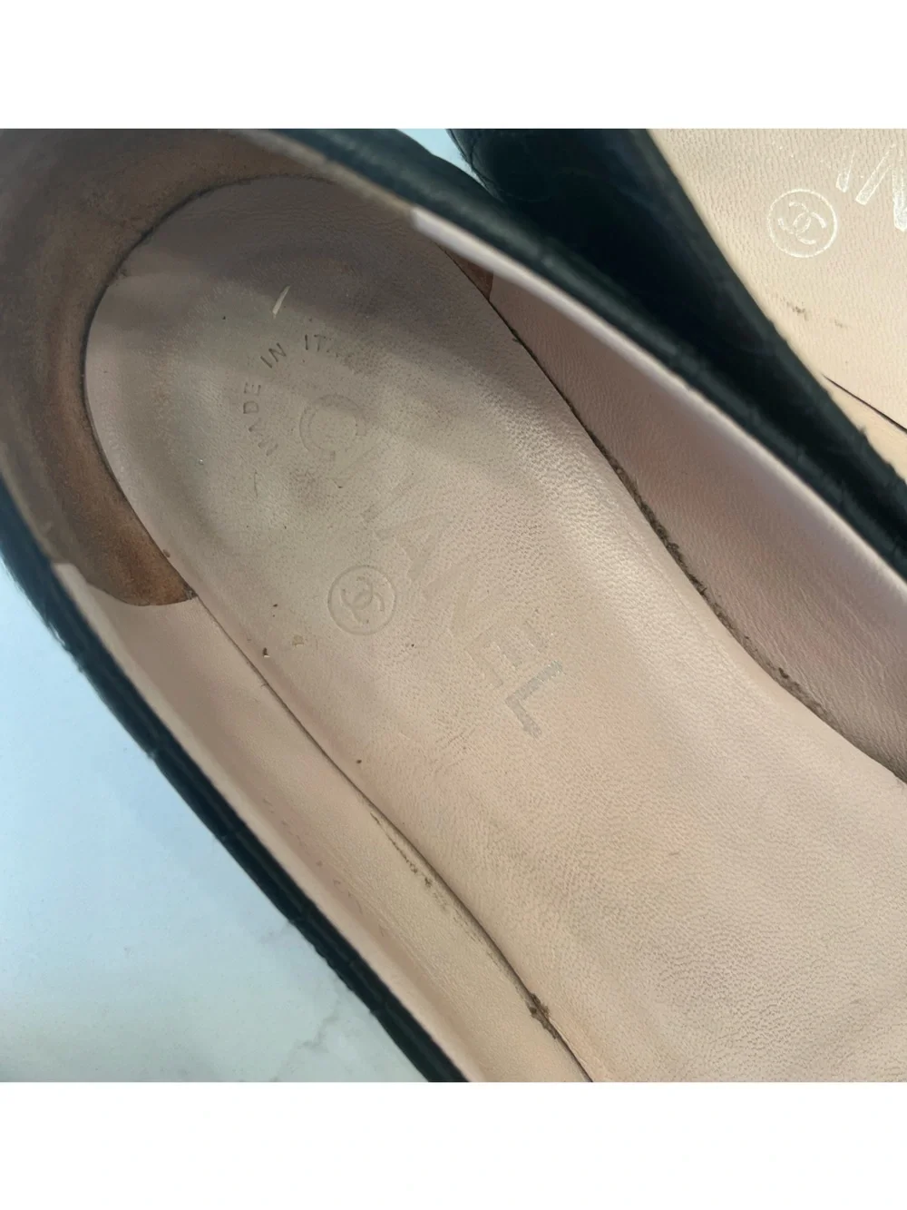 CHANEL Black Quilted Camellia Leather Ballet Flats
